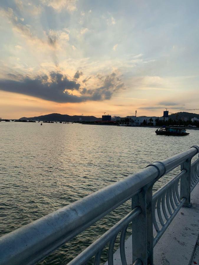 Manchester Hotel Ha Long Luaran gambar